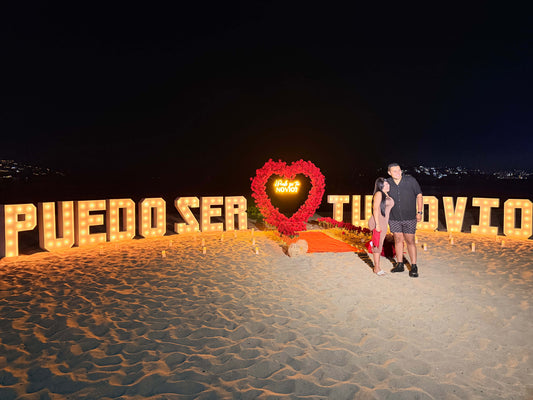 Propuesta de noviazgo en Acapulco- Paquete Corazón + Letras gigantes Puedo Ser tu Novio